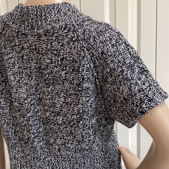 Kenneth Cole Reaction Womens L Short Sleeve Cardigan. Black and White Knit. - Picture 6 of 9